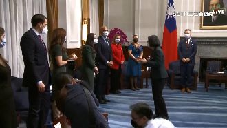 美眾議員拜會總統　關切退伍軍人交流