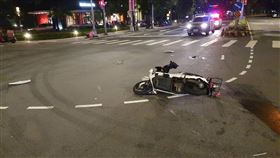 新北市，三峽，賓士300哥，肇事逃逸，