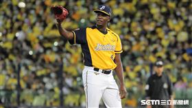 ▲中信兄弟先發投手德保拉。（圖／記者劉彥池攝影）