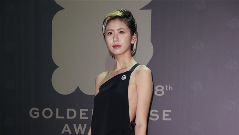 龍劭華愛女胸前藏洋蔥　爸爸真的有來