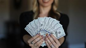 賺錢/財運/好運/運勢/中獎/發財/（圖／Pixabay）