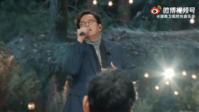 中國綜藝節目《時光音樂會》播出時，譚詠麟的畫面並未被刪減（圖／翻攝自《時光音樂會》微博）