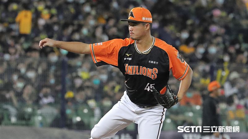▲台灣大賽G2統一獅投手施子謙上場中繼。（圖／記者劉彥池攝影）