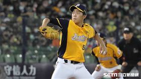 ▲台灣大賽G2中信兄弟先發投手呂彥青。（圖／記者劉彥池攝影）