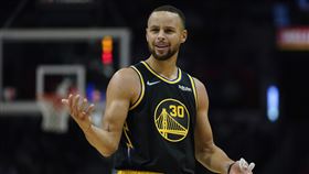 ▲柯瑞（Stephen Curry）投進7顆三分球，攻下全場最高33分。（圖／美聯社／達志影像）