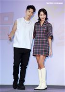 JR紀言愷、楊晴出席哈福高中超Young運動會。（記者邱榮吉/攝影）