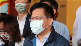 出任林靜儀競總主委  林佳龍：打一場漂亮勝戰民進黨台中市第2選區立委參選人林靜儀，11日在競選總部召開第1次決策委員會，擔任競選總部主委的前台中市長林佳龍（圖）說，展現團結氣勢是好的開始，打一場漂亮的勝戰，是最大的目標。中央社記者蘇木春攝  110年11月11日