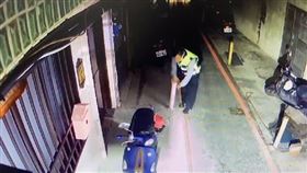 保全,扣環,醫院（圖／翻攝畫面）