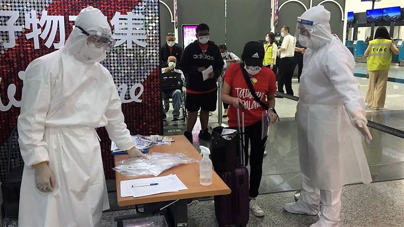 變異株警報　台大醫籲4族群積極快篩