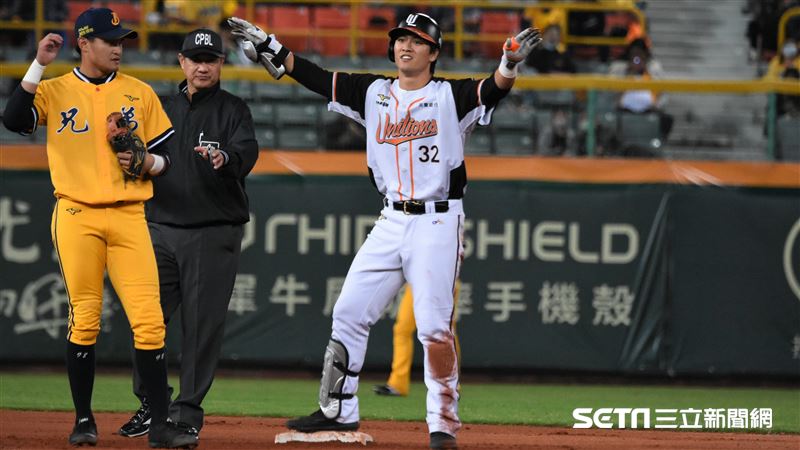 台灣大賽G3蘇智傑本壘攻防戰。（圖／記者王怡翔攝影）