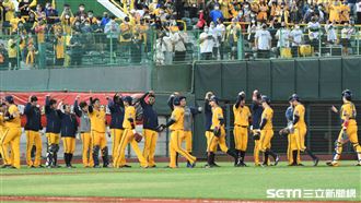 台灣大賽G3中信兄弟3連勝。（圖／記者王怡翔攝影）