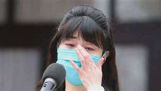 高嘉瑜哭了：見識人性最黑暗一面