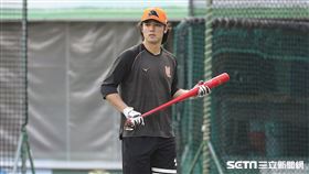 ▲台灣大賽G4統一獅外野手林安可賽前打擊練習。（圖／記者劉彥池攝影）