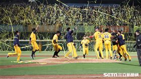 ▲中信兄弟4：0橫掃統一獅拿下中華職棒32年總冠軍。（圖／記者劉彥池攝影）