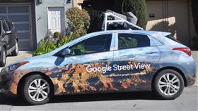 街景車化為空汙研究平台美國一項空氣品質量測新研究，結合搜尋引擎谷歌地圖（Google Maps）的街景車自2015年展開為期32個月的資料搜集和分析，尋求改善空污問題。圖為攝於110年2月21日的谷歌街景車。中央社記者周世惠舊金山攝  110年12月2日