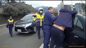北投男積欠2百萬　3煞持槍押他上車