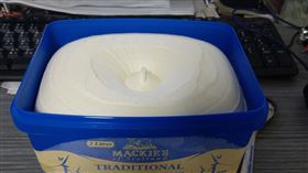 冰淇淋,凹洞,好市多(翻攝自 Costco好市多 商品經驗老實說)