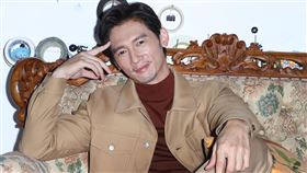 溫昇豪三立新聞網專訪。（記者邱榮吉/攝影）