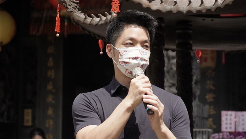 蔣萬安看藻礁　里長嗆聲：講了都廢話