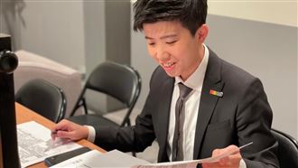 好羞恥！苗博雅要公務員大聲唸出推文