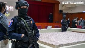 新北市警察局小隊長陳永龍、王子剛等2人破格陞任2線1星偵查員。（圖／翻攝畫面）