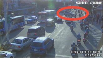 酒後駕車違規迴轉　李國毅再吞2罰單