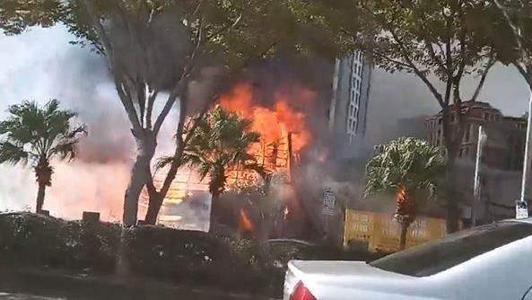 新／桃園高鐵站附近大火　迅速被撲滅