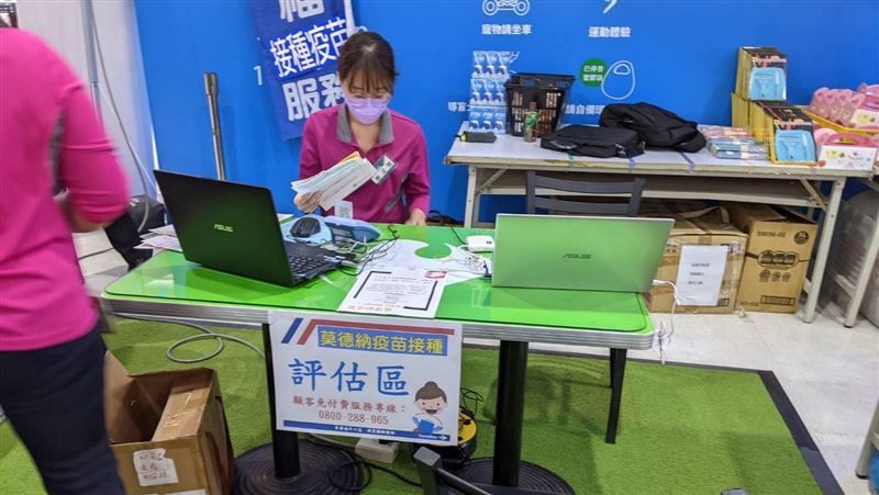 家樂福全台施打站！東南部7日開打