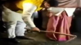 議員,道路,椰子,破裂,豆腐渣,印度,儀式
https://www.sohu.com/a/505677041_121206669?spm=smpc.tag-page.fd-news.1.163870200006402FKpLO