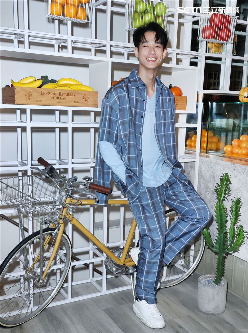 「屋簷下」盧彥澤三立新聞網專訪。（記者邱榮吉/攝影）