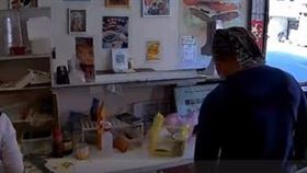 被耽誤的魔術師！趁店家找零抽百鈔　男「超快手速」網看傻。爆料公社