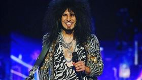 沒打疫苗！搖滾男星確診「不就醫」　5天後陳屍在家（圖／翻攝自jayjayrocks IG）