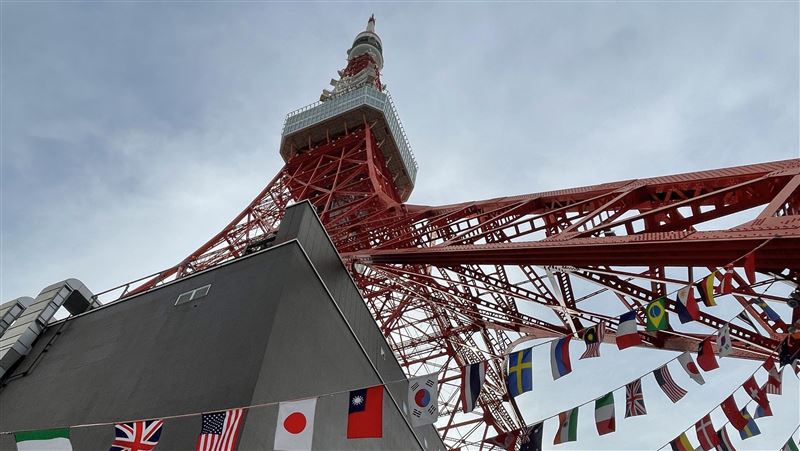 東京鐵塔飄台灣味　1月2日國旗光雕