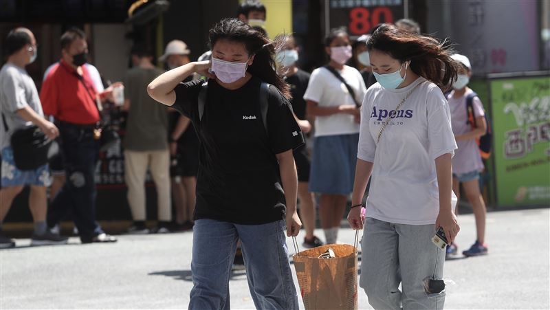 口罩政策奏效！醫喊：荒誕不羈的故事