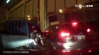 警佯裝工人逮毒販　嫌拒捕還衝撞警方