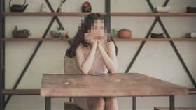 憂鬱症,正妹。（示意圖／翻攝自免費圖庫pexels）