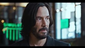 《駭客任務：復活》基努李維。（圖／華納兄弟提供）