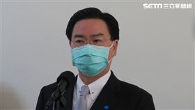 外交部長吳釗燮7日上午赴立法院外交及國防委員會「針對反萊豬公投結果政府可能因應作為」專案報告及備詢。（圖／記者盧素梅攝影)