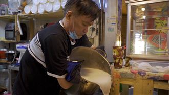 工程老闆意外截肢　斷臂熬杏仁茶養家