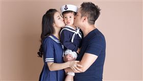 網紅「小廚娘」邱韻文積極接受試管嬰兒療程，期待一家三口可以再多添2成員。（圖／邱韻文提供）