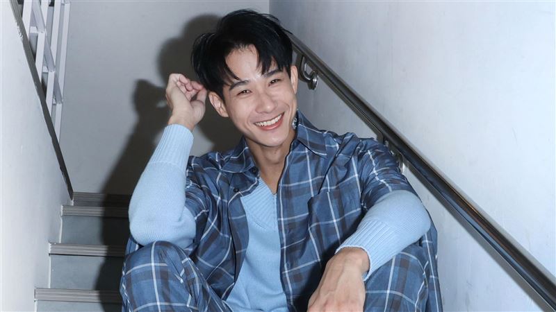 獨／男星沈寂2年　遇母罹癌淚腺噴發