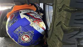 貨卡,底盤,摩托車,卡（圖／翻攝畫面）