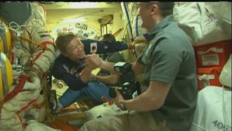 日本富豪登太空　宣布：在宇宙發紅包