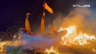 小琉球迎王祭落幕！凌晨燒王船超震撼
