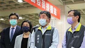 陳時中指揮官今(9)日視察板橋車站COVID-19疫苗接種站。（圖／指揮中心提供）