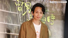 「當男人戀愛時」導演殷振豪。（記者邱榮吉/攝影）
