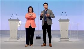 全國性公民投票第19案「公投綁選」意見發表會管碧玲楊直斗(圖/中選會提供)