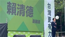 賴清德：公投結果影響國家安全  籲投4個不同意副總統賴清德12日到新竹市公投宣講時表示，新竹市是他參加公投說明會的第99場，之所以要南北奔波，是希望讓民眾知道此次公投案牽涉到台灣4項安全，影響台灣發展，呼籲投下4個不同意票。中央社記者魯鋼駿攝  110年12月12日