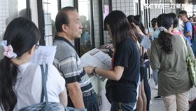 台電7月招考，2萬考生應考，-國家考試-考場-國考-公職- 圖／記者林敬旻攝