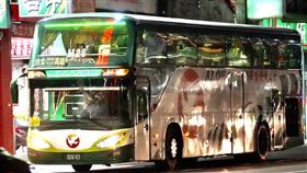 阿羅哈客運12/14起停駛現有2路線（2）公路總局高雄監理所指出，有關阿羅哈客運公告台北至高雄、台北至嘉義2路線將於110年12月14日起停駛一案，阿羅哈客運表示，經3日股東會議決定停止營運，將申請現有2條路線停駛。中央社記者董俊志攝  110年12月3日